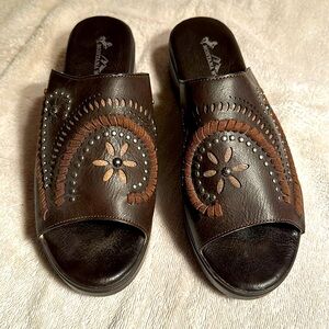 Montana West embellished wedge sandals W11 EUC